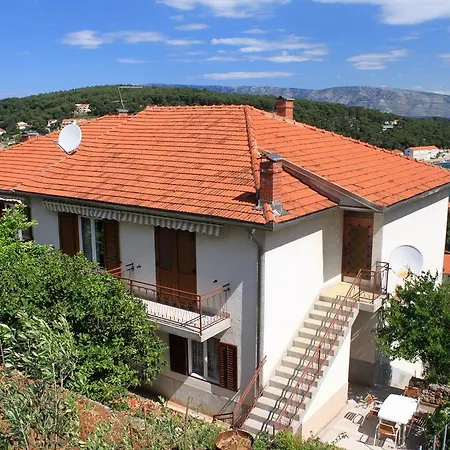 Jelsa 8798a * Jelsa (Hvar)
